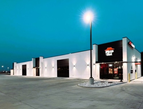 Oakwood Plaza, Neosho, MO