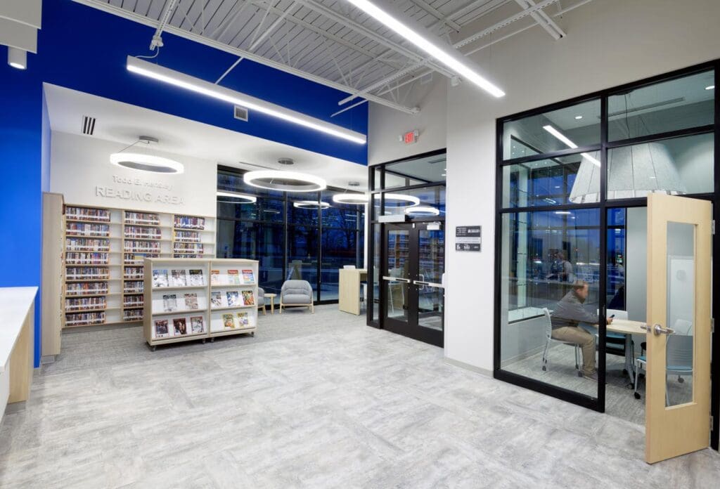 ChristianCoLibrary-CleverMO-Int-01